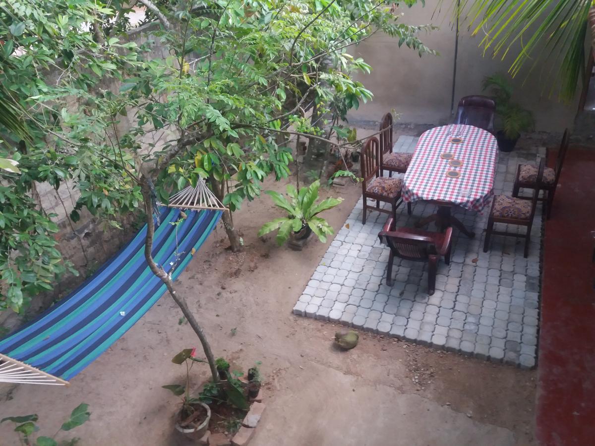 Monara Backpacker Inn Unawatuna Exteriér fotografie